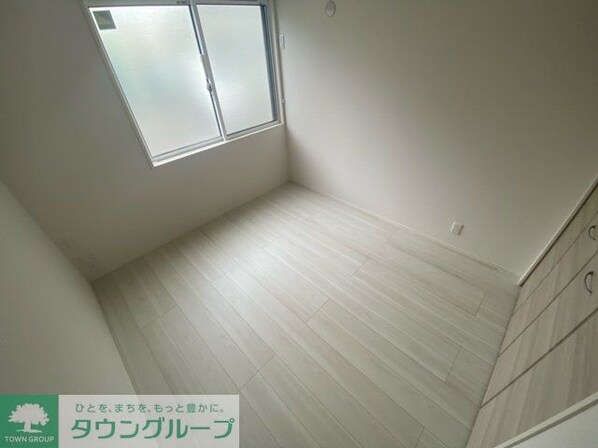 シャルール大倉山の物件内観写真